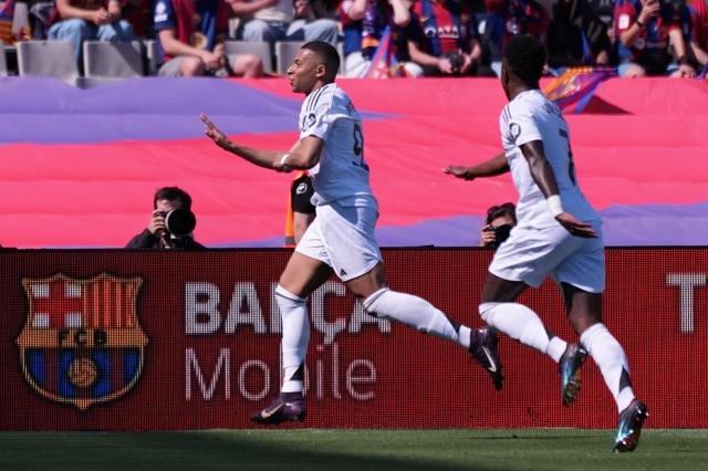 姆巴佩3球难抵巴萨4杀,皇马唯以换帅抗衡拉马西亚